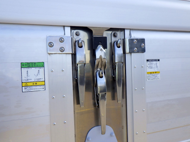 日野 レンジャー 中型 ウィング 2PG-FD2ABG(101744) 42枚目