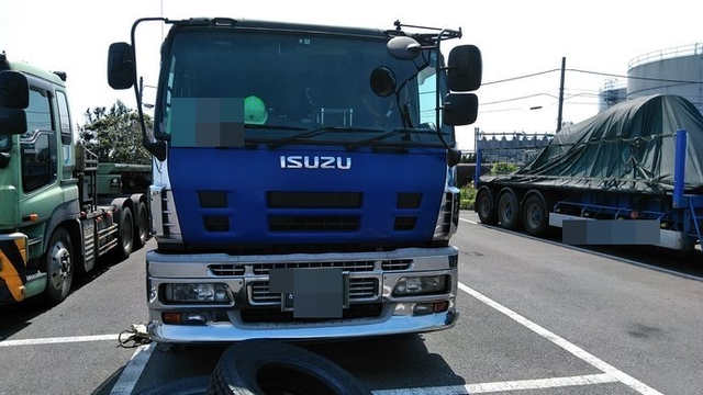 いすゞ ギガ 大型 トラクタ PKG-EXY52J8(3118) 1枚目
