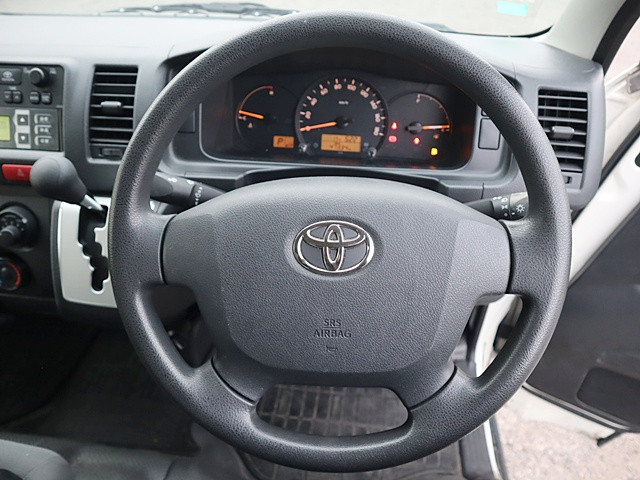 トヨタ ハイエース 小型 冷蔵冷凍バン QDF-KDH201V(101755) 4枚目