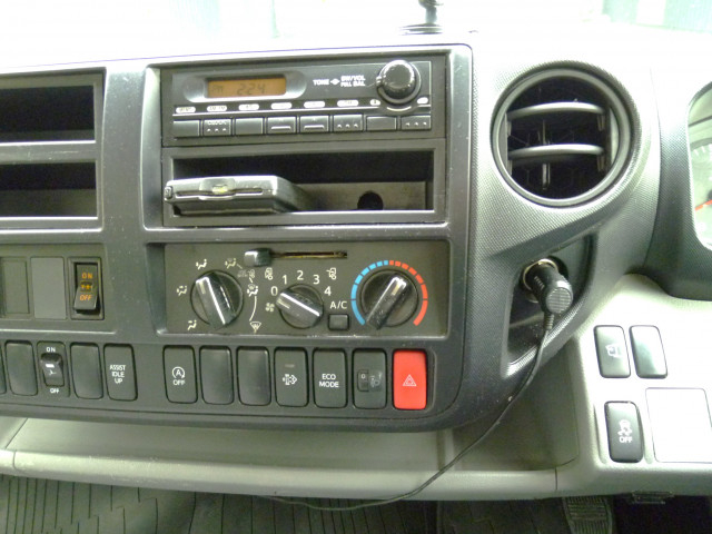 日野 デュトロ 小型 バン TKG-XZU710M(101756) 30枚目