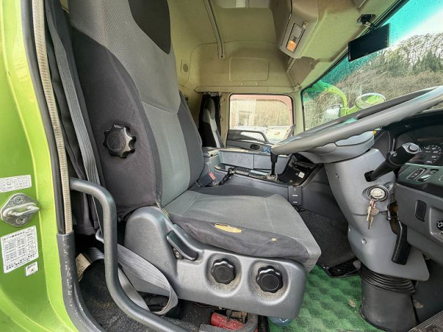 三菱ふそう スーパーグレート 大型 ウィング QPG-FS64VZ(101757) 28枚目