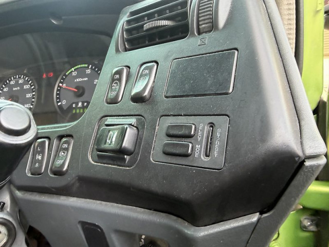 三菱ふそう スーパーグレート 大型 ウィング QPG-FS64VZ(101757) 31枚目