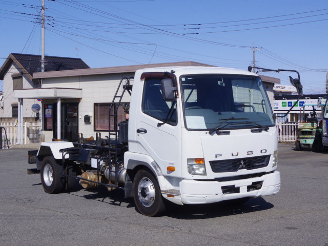 三菱ふそう ファイター 中型 コンテナ専用車 TKG-FK71F(101758) 2枚目
