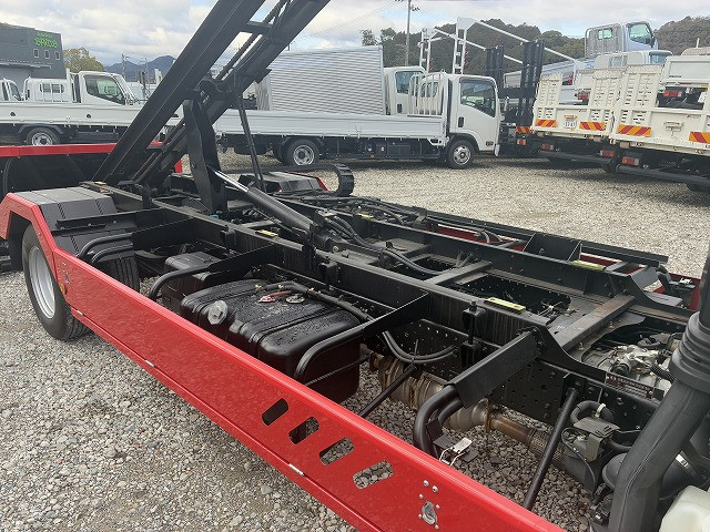 いすゞ エルフ 小型 キャリアカー TRG-NPR85AN(101762) 34枚目