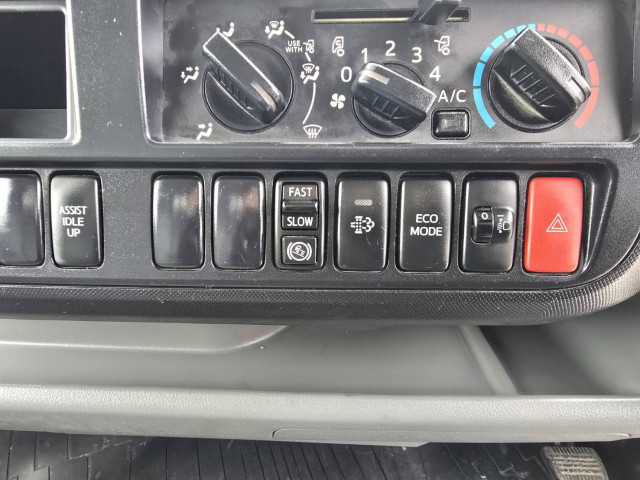 日野 デュトロ 小型 平ボディ TKG-XZU720M(101771) 25枚目