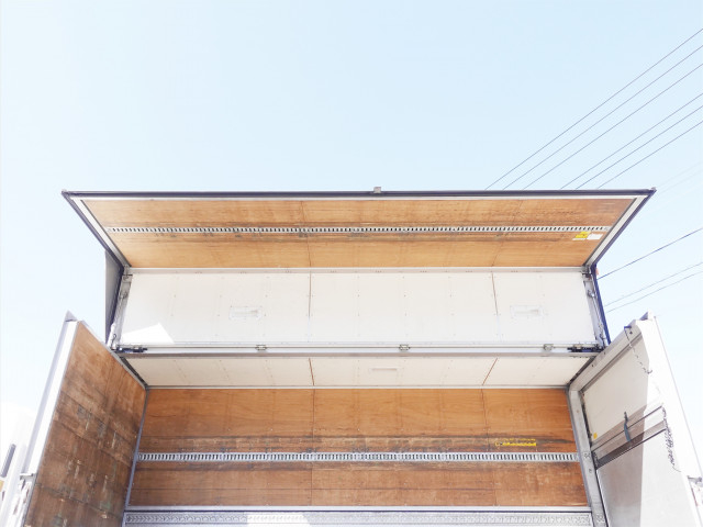 いすゞ フォワード 中型 ウィング TKG-FRR90T2(101772) 14枚目