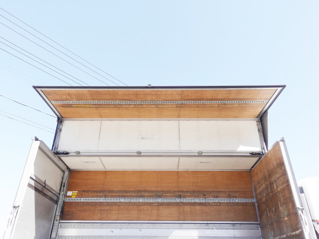 いすゞ フォワード 中型 ウィング TKG-FRR90T2(101772) 15枚目