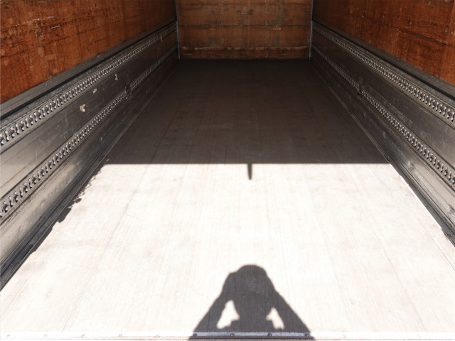 いすゞ フォワード 中型 ウィング TKG-FRR90T2(101772) 17枚目