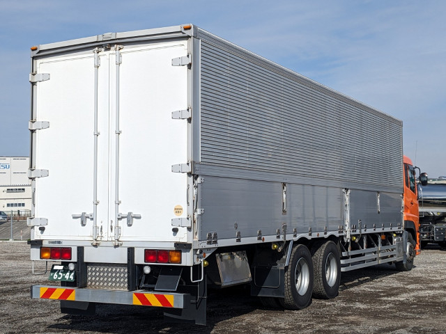 UDトラックス（日産） クオン 大型 ウィング QKG-CD5ZA(101775) 5枚目