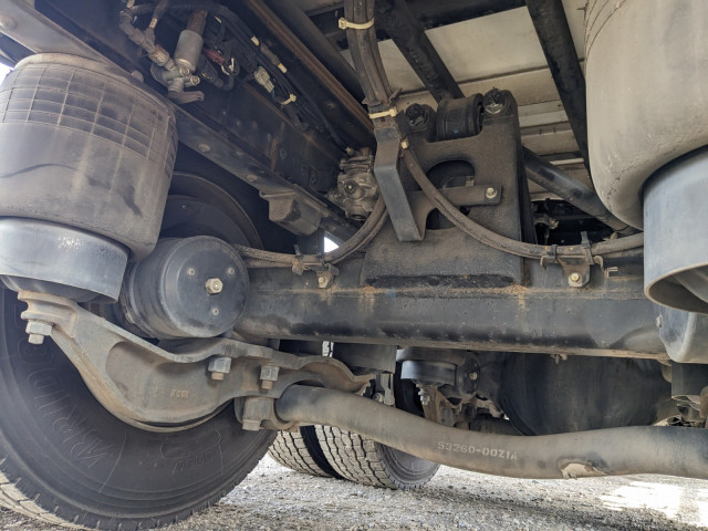 UDトラックス（日産） クオン 大型 ウィング QKG-CD5ZA(101775) 21枚目