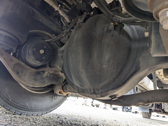 UDトラックス（日産） クオン 大型 ウィング QKG-CD5ZA(101775) 22枚目