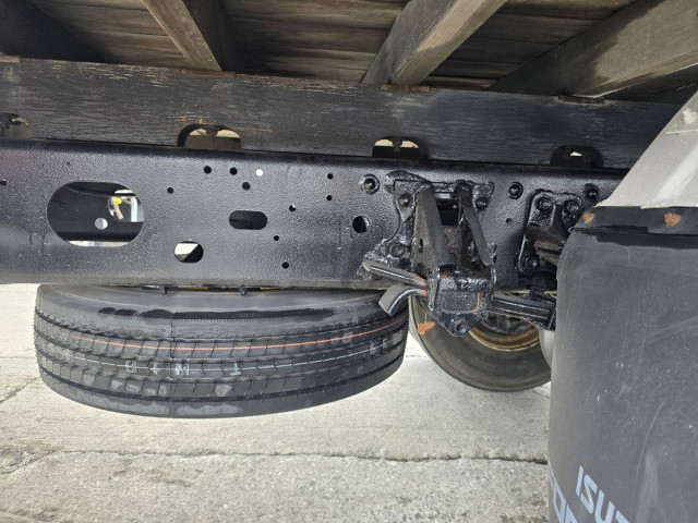 いすゞ フォワード 中型 平ボディ（クレーン付） TKG-FRR90S1(101776) 14枚目