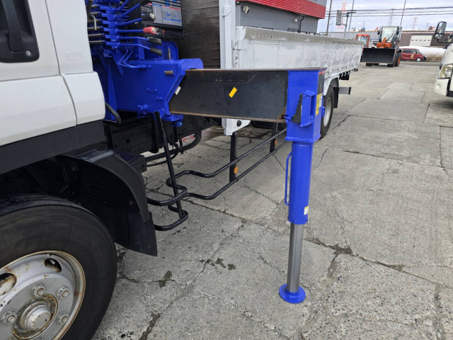 いすゞ フォワード 中型 平ボディ（クレーン付） TKG-FRR90S1(101776) 22枚目