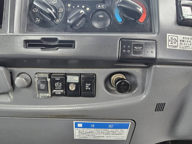 いすゞ フォワード 中型 平ボディ（クレーン付） TKG-FRR90S1(101776) 32枚目