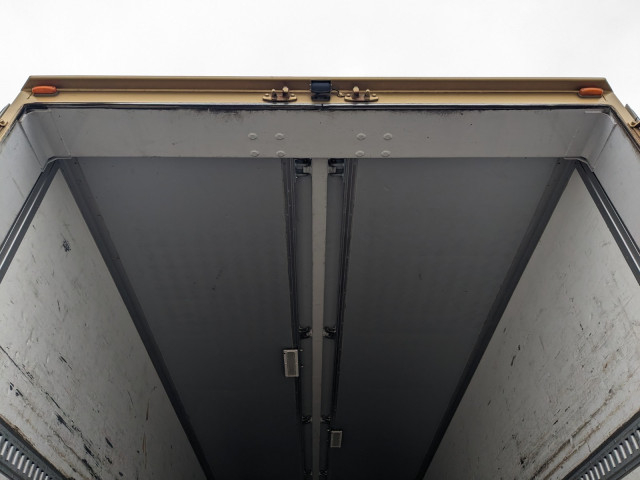 日野 プロフィア 大型 ウィング QPG-FW1EXEG(101777) 11枚目