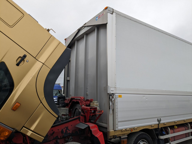 日野 プロフィア 大型 ウィング QPG-FW1EXEG(101777) 47枚目