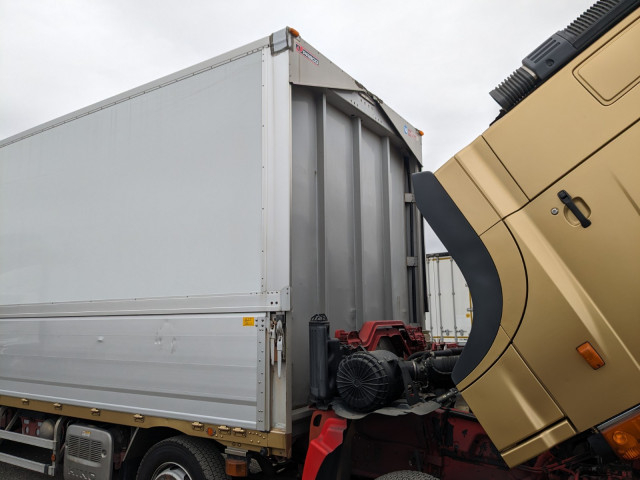 日野 プロフィア 大型 ウィング QPG-FW1EXEG(101777) 50枚目