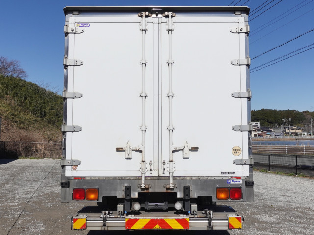 三菱ふそう ファイター 増トン 冷蔵冷凍バン QKG-FK62FZ(101795) 10枚目