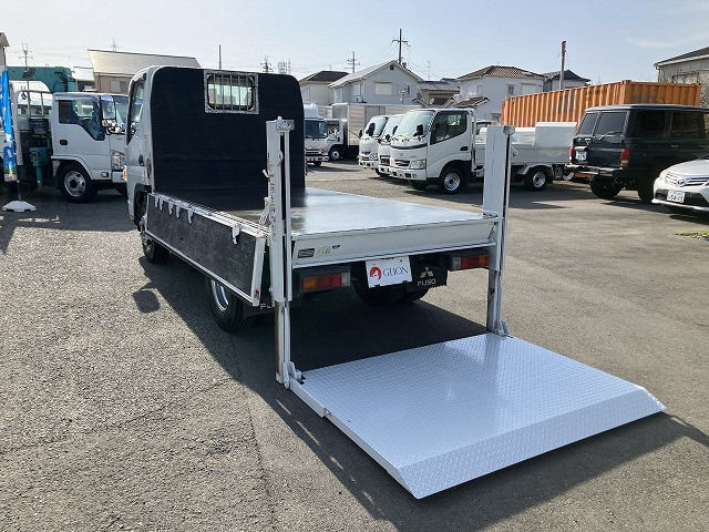 三菱ふそう キャンター 小型 平ボディ TPG-FDA00(101796) 13枚目