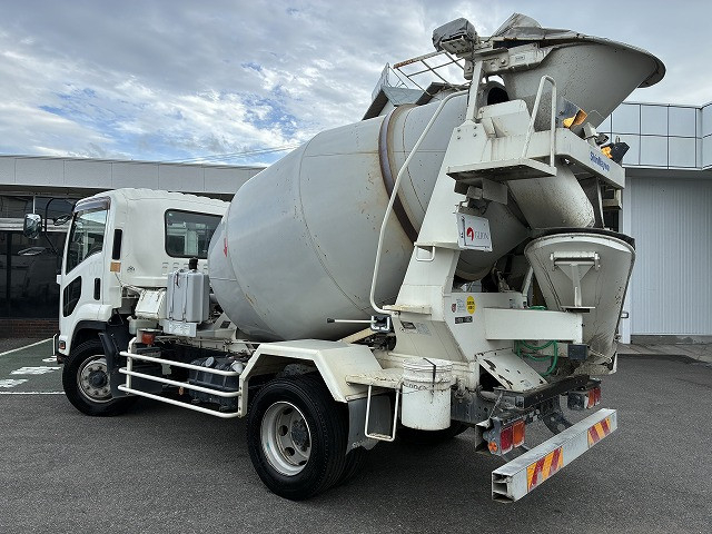 いすゞ フォワード 増トン ミキサー車 LKG-FTR90S2(101797) 6枚目