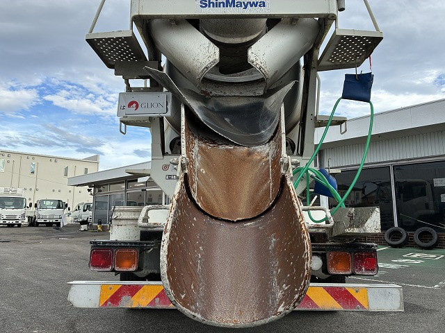 いすゞ フォワード 増トン ミキサー車 LKG-FTR90S2(101797) 9枚目