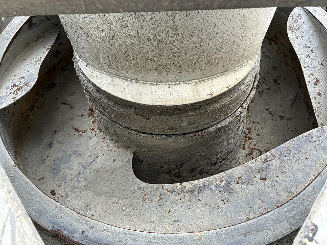 いすゞ フォワード 増トン ミキサー車 LKG-FTR90S2(101797) 13枚目