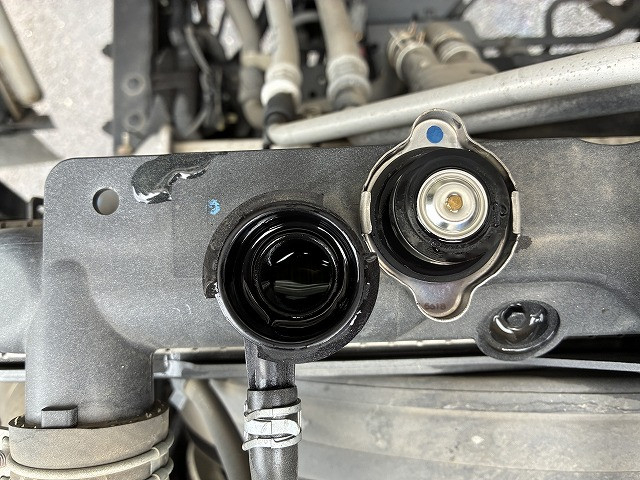 いすゞ フォワード 増トン ミキサー車 LKG-FTR90S2(101797) 20枚目