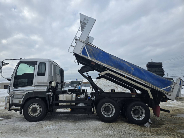 いすゞ ギガ 大型 土砂ダンプ QKG-CXZ77AT(101801) 5枚目