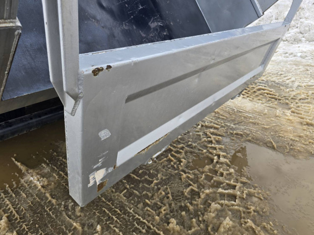 いすゞ ギガ 大型 土砂ダンプ QKG-CXZ77AT(101801) 12枚目