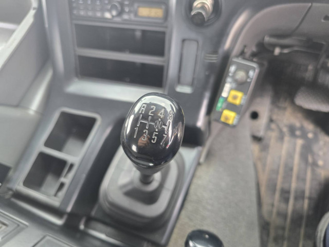 いすゞ ギガ 大型 土砂ダンプ QKG-CXZ77AT(101801) 24枚目