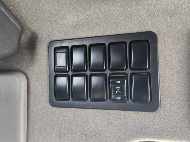 いすゞ ギガ 大型 土砂ダンプ QKG-CXZ77AT(101801) 25枚目