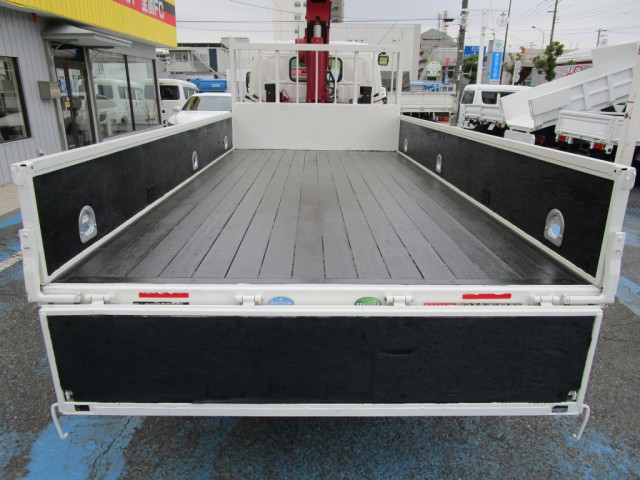 日野 デュトロ 小型 平ボディ（クレーン付） TKG-XZU650M(101804) 4枚目