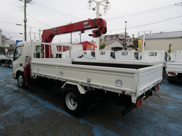 日野 デュトロ 小型 平ボディ（クレーン付） TKG-XZU650M(101804) 15枚目