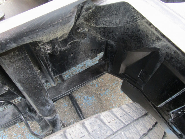 日野 デュトロ 小型 平ボディ（クレーン付） TKG-XZU650M(101804) 27枚目