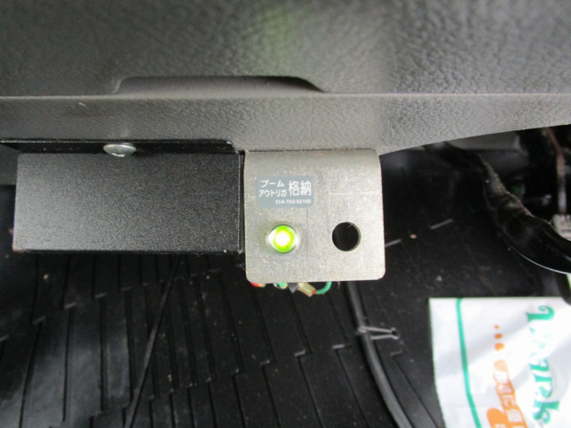 日野 デュトロ 小型 平ボディ（クレーン付） TKG-XZU650M(101804) 42枚目