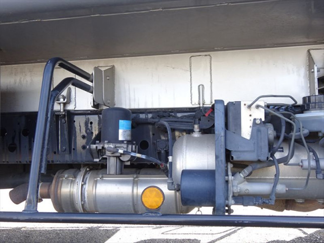 日野 レンジャー 中型 塵芥車（プレス式） TKG-FC9JGAA(101807) 9枚目