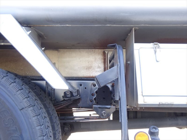 日野 レンジャー 中型 塵芥車（プレス式） TKG-FC9JGAA(101807) 10枚目