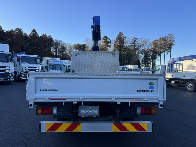 いすゞ エルフ 小型 平ボディ（クレーン付） TKG-NPR85AR(101810) 8枚目