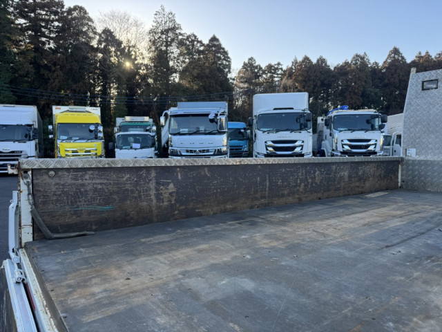 いすゞ エルフ 小型 平ボディ（クレーン付） TKG-NPR85AR(101810) 10枚目