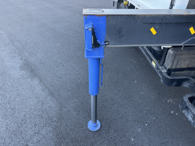 いすゞ エルフ 小型 平ボディ（クレーン付） TKG-NPR85AR(101810) 18枚目