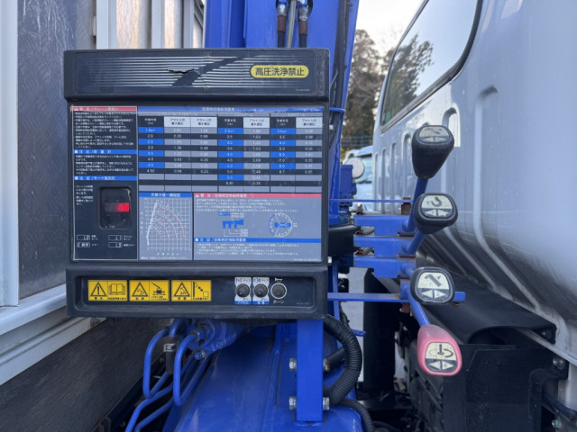 いすゞ エルフ 小型 平ボディ（クレーン付） TKG-NPR85AR(101810) 21枚目