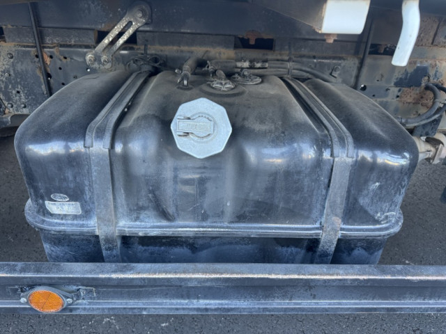 いすゞ エルフ 小型 平ボディ（クレーン付） TKG-NPR85AR(101810) 30枚目