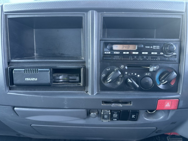 いすゞ エルフ 小型 平ボディ（クレーン付） TKG-NPR85AR(101810) 33枚目