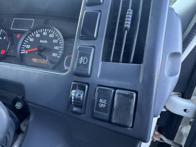 いすゞ エルフ 小型 平ボディ（クレーン付） TKG-NPR85AR(101810) 36枚目