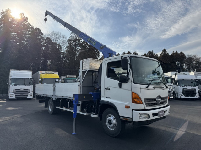 日野 レンジャー 中型 平ボディ（クレーン付） TKG-FC9JKAP(101812) 2枚目