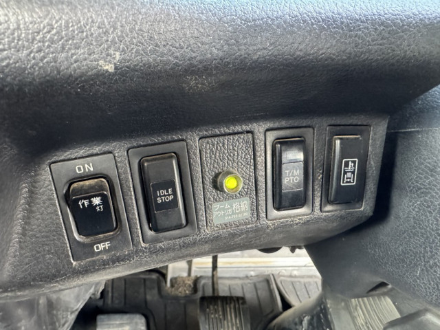 日野 レンジャー 中型 平ボディ（クレーン付） TKG-FC9JKAP(101812) 32枚目