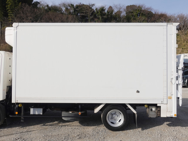 日野 デュトロ 小型 冷蔵冷凍バン SKG-XZU710M(101820) 12枚目