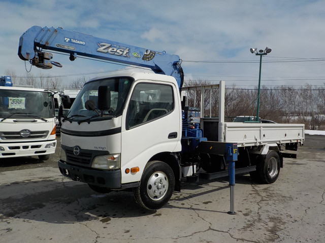 日野 デュトロ 小型 平ボディ（クレーン付） BKG-XZU344M(101821) 1枚目