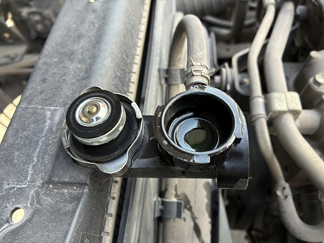 いすゞ フォワード 中型 平ボディ PKG-FRR90S2(101824) 40枚目