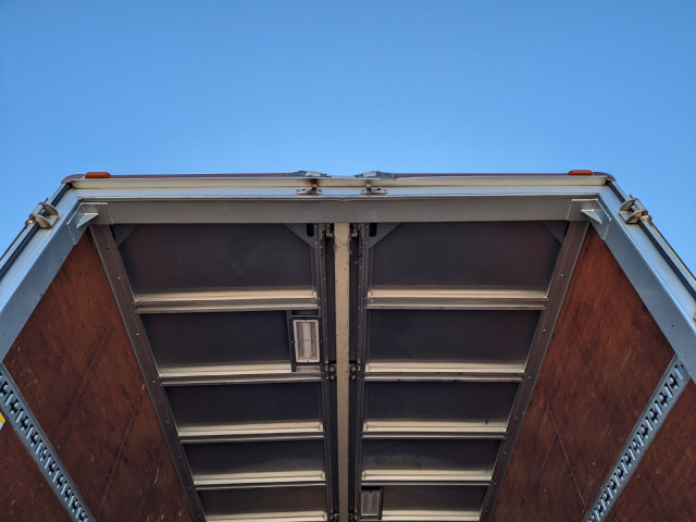 いすゞ フォワード 中型 ウィング PKG-FRR90T2(101826) 11枚目